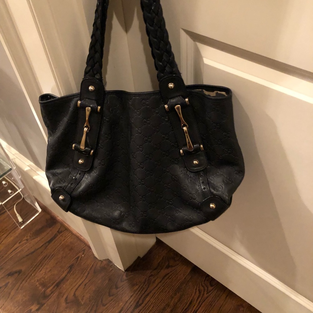 Gucci Black Guccissima Leather Pelham Hobo